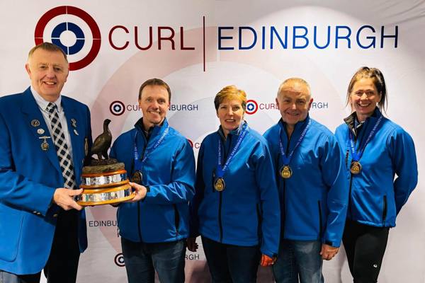 Team Kennedy, our new Scottish Senior Mixed Champions